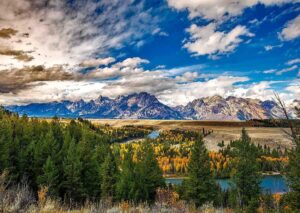 tourist sightseeing in Wyoming