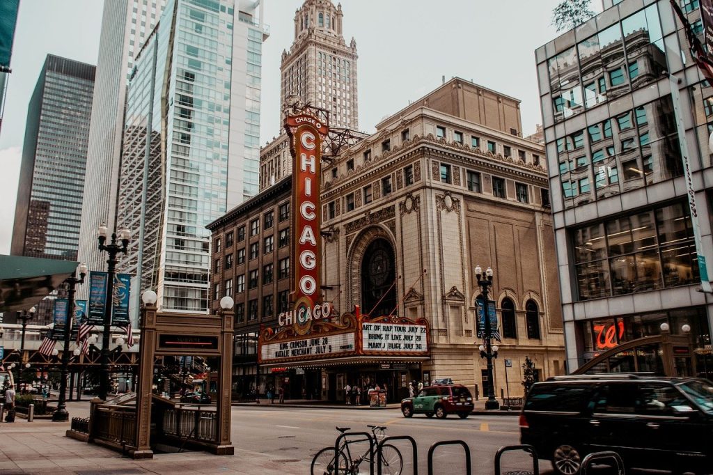 tourist sightseeing in Illinois