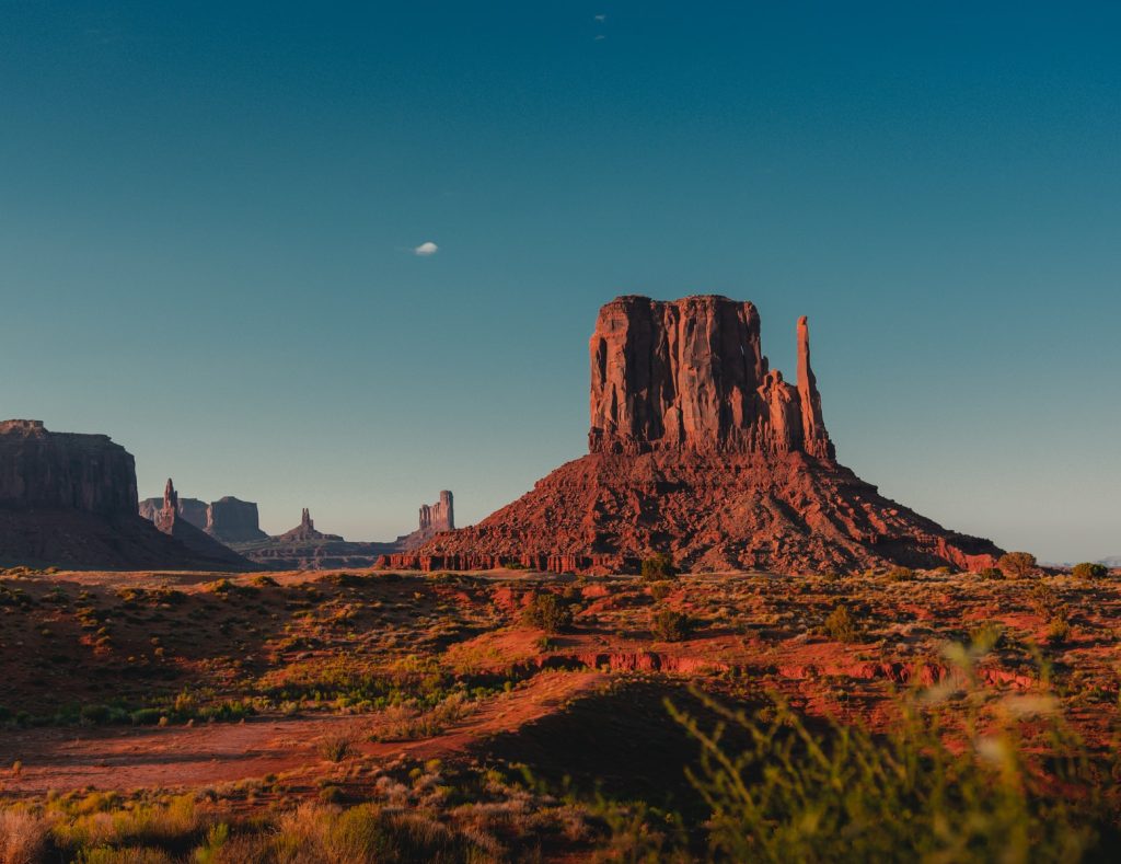 tourist sightseeing in Arizona